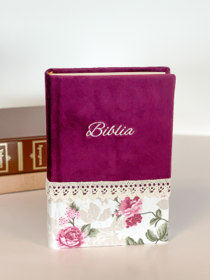 Biblie handmade  053 - floral mov si roz